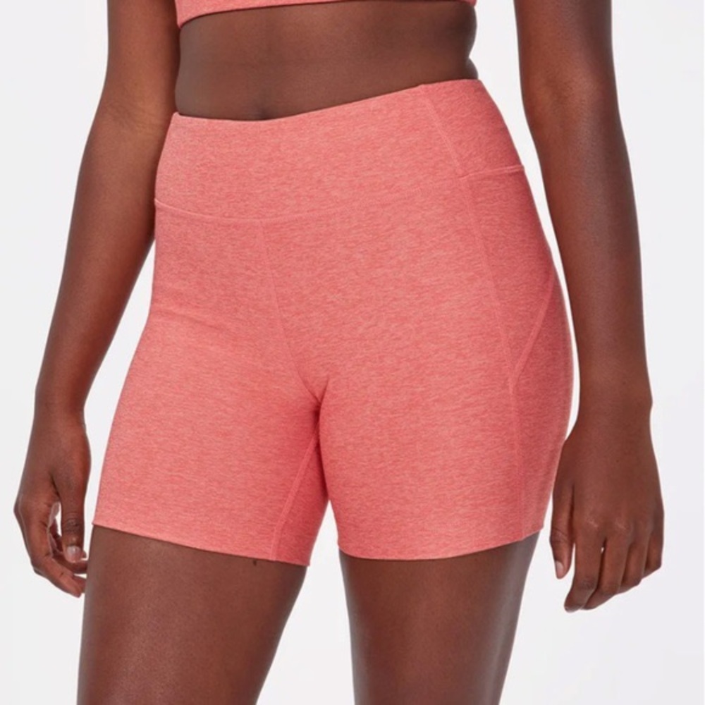 Outdoor Voices Warmup shorts - S - Lantana